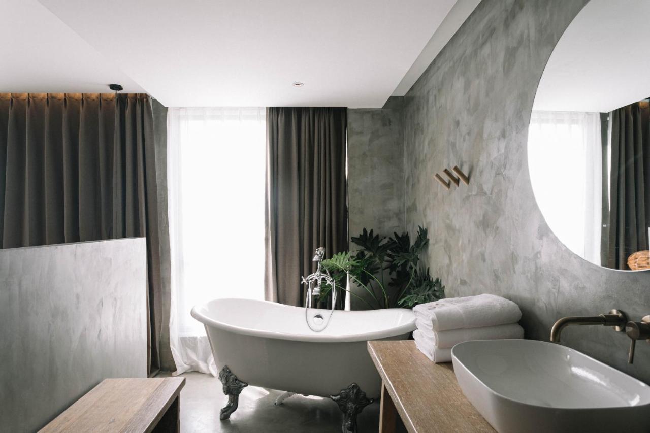 Glory Wabi Sabi Hotel 清迈古城荣耀侘寂酒店 Chiang Mai Esterno foto