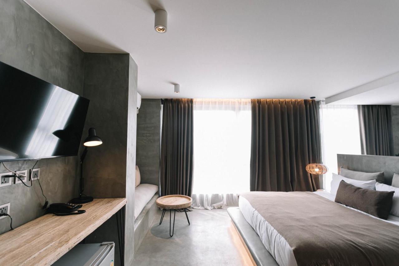 Glory Wabi Sabi Hotel 清迈古城荣耀侘寂酒店 Chiang Mai Esterno foto
