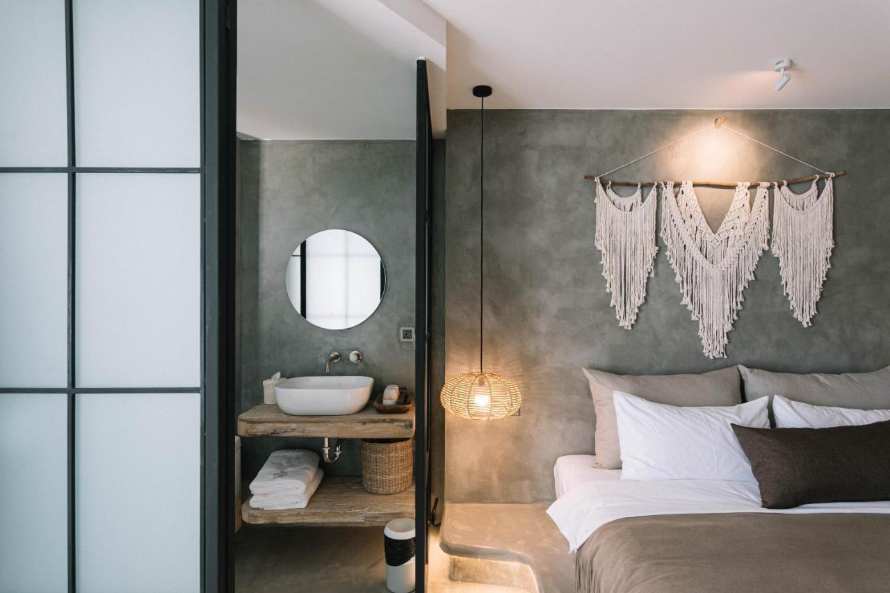 Glory Wabi Sabi Hotel 清迈古城荣耀侘寂酒店 Chiang Mai Esterno foto